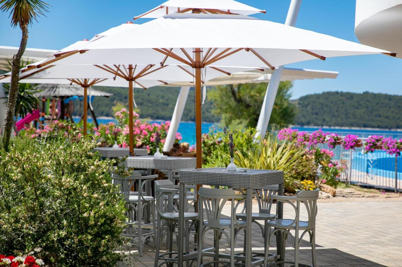 Amadria Park Camping Sibenik Mobile Homes Bagian luar foto